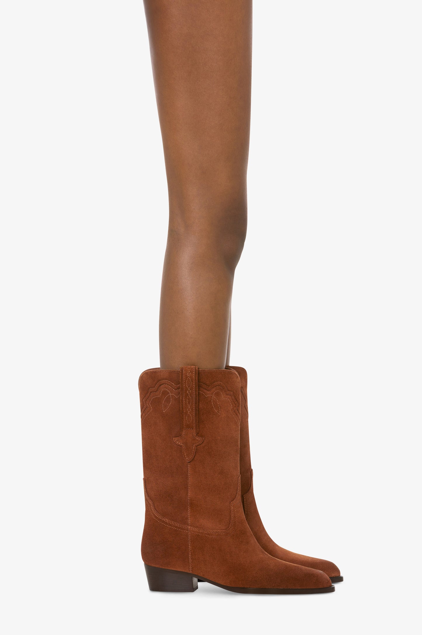 Bottes en cuir suede de veau couleur cognac