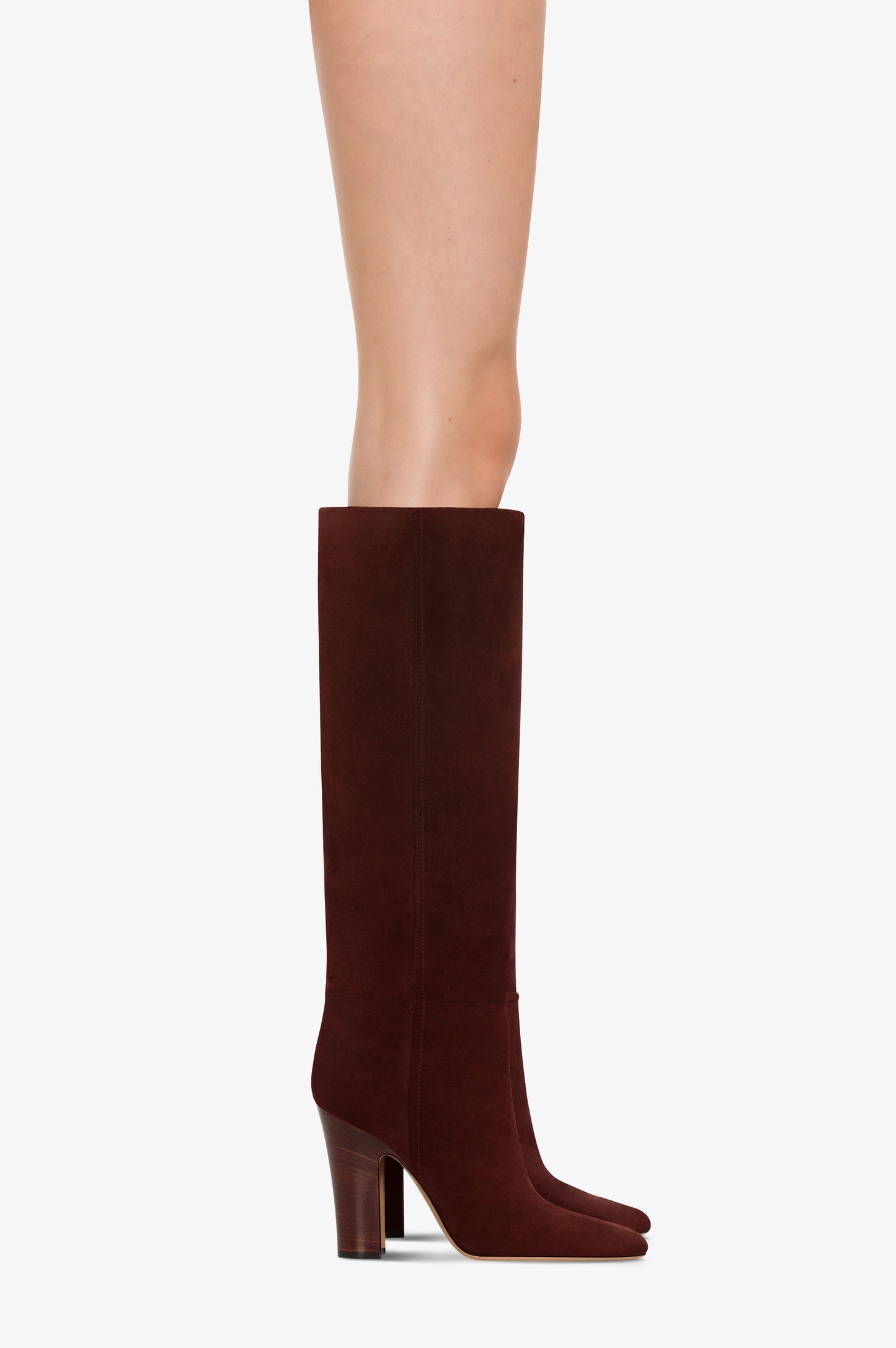 Boots in mahogany calf suede leather