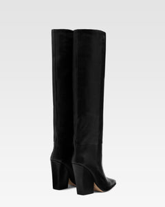 Schwarze Lederstiefel mit Textureffekt