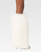 Boots in mongolian fur white
