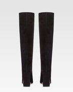 Botas hasta la rodilla de suave piel de ante negro apagado