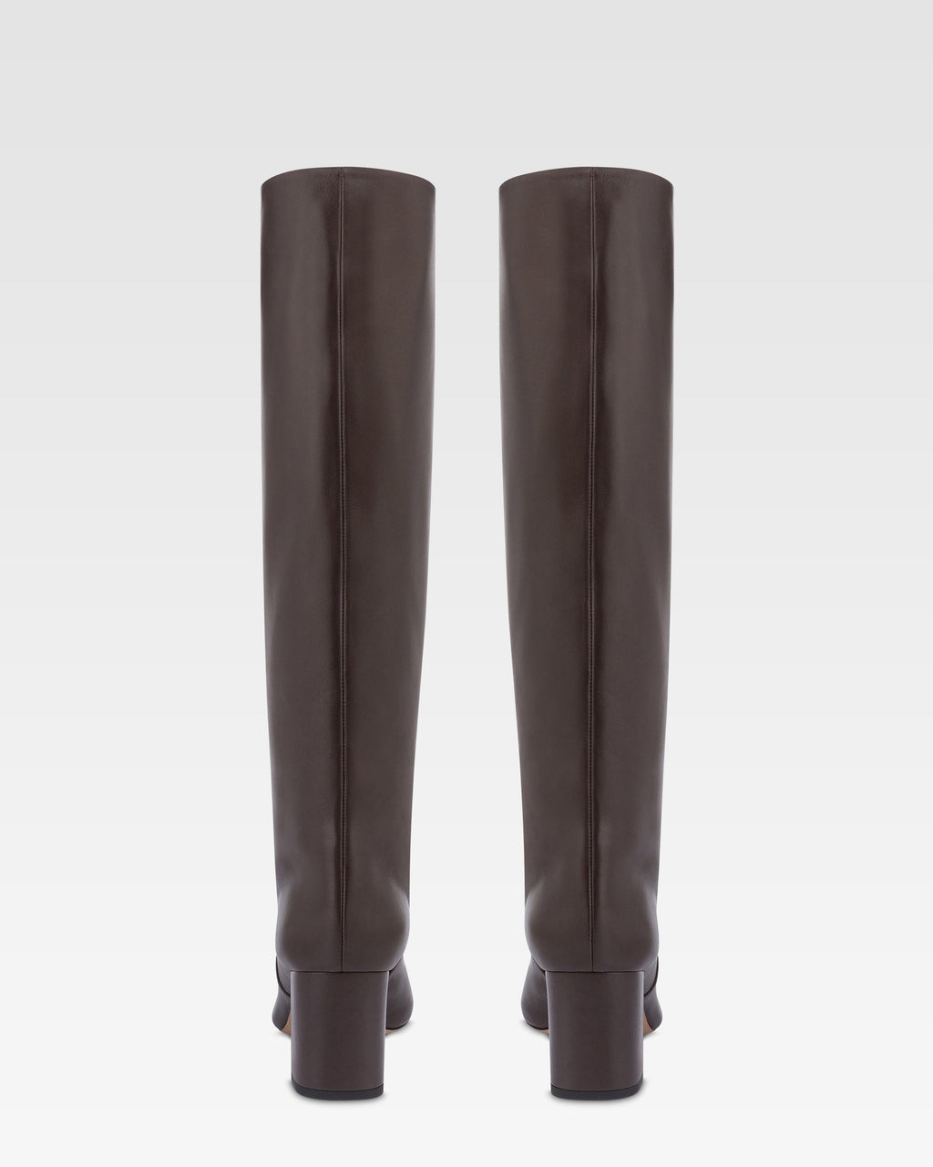 Boots in ebony nappa leather