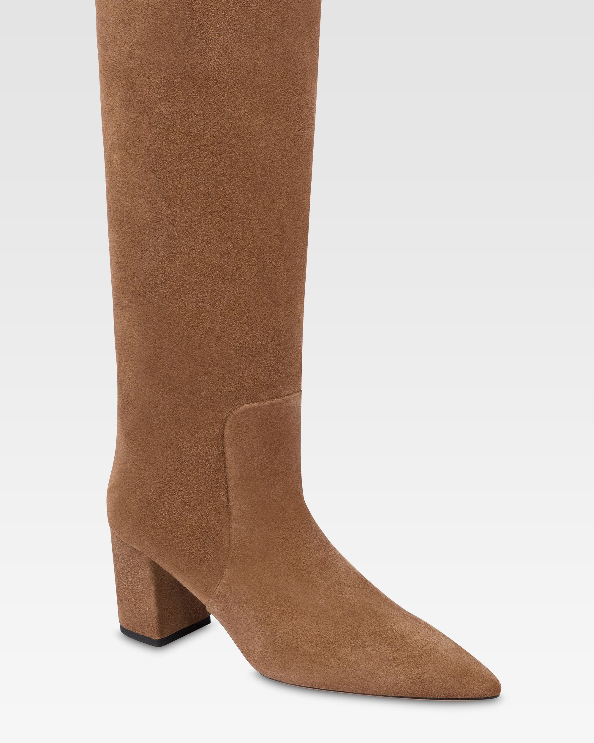Boots in brown calf suede leather