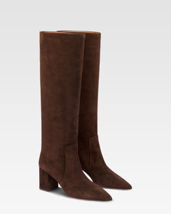 Knee-high boots in soft pepper suede leather
