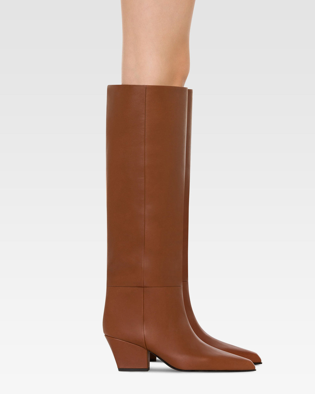 Bottes en cuir de veau couleur marron