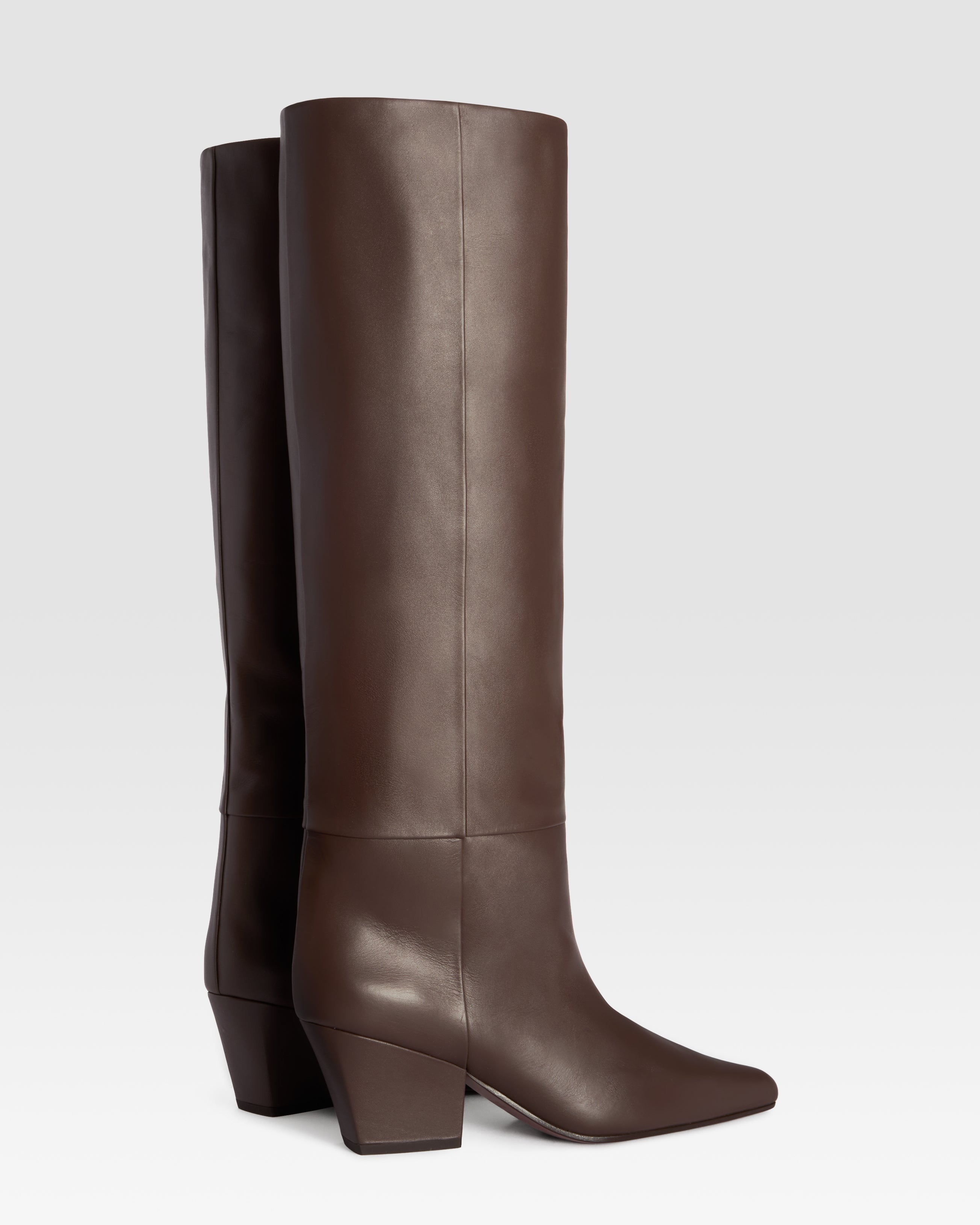BOTTE EN CUIR