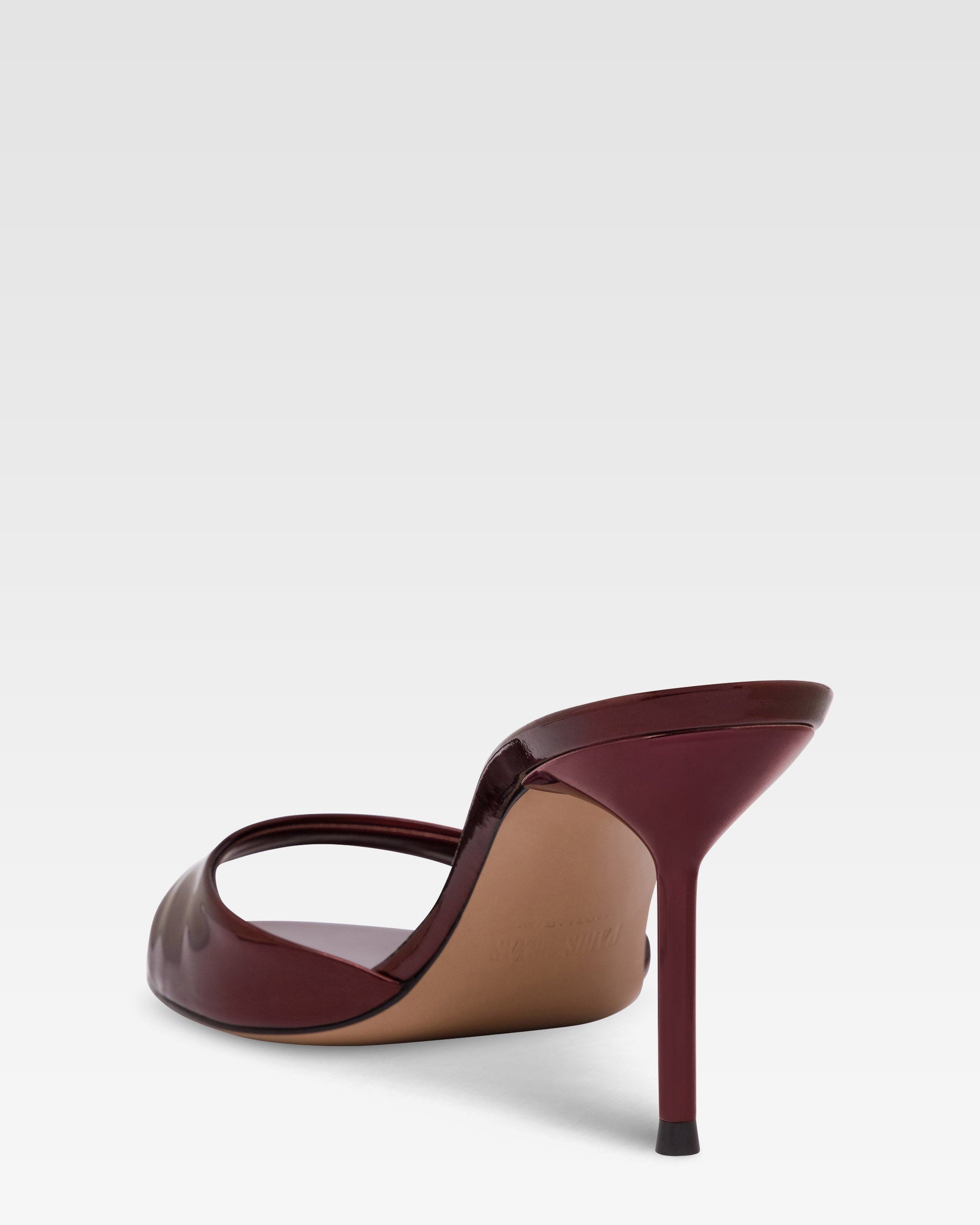 Mules in pelle specchiata color vinaccia