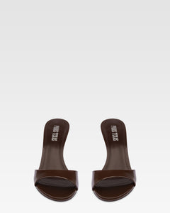 Patent leather mule