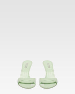 Mules in vernice menta