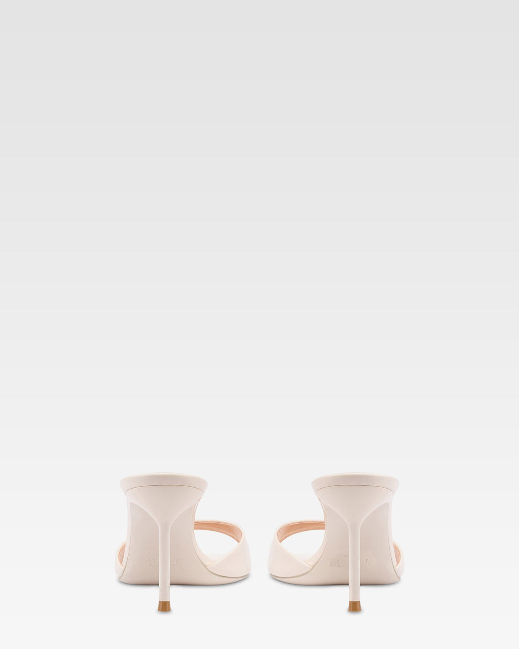 Mules in vernice avorio