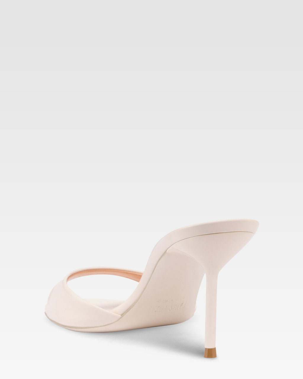 Mules in vernice avorio