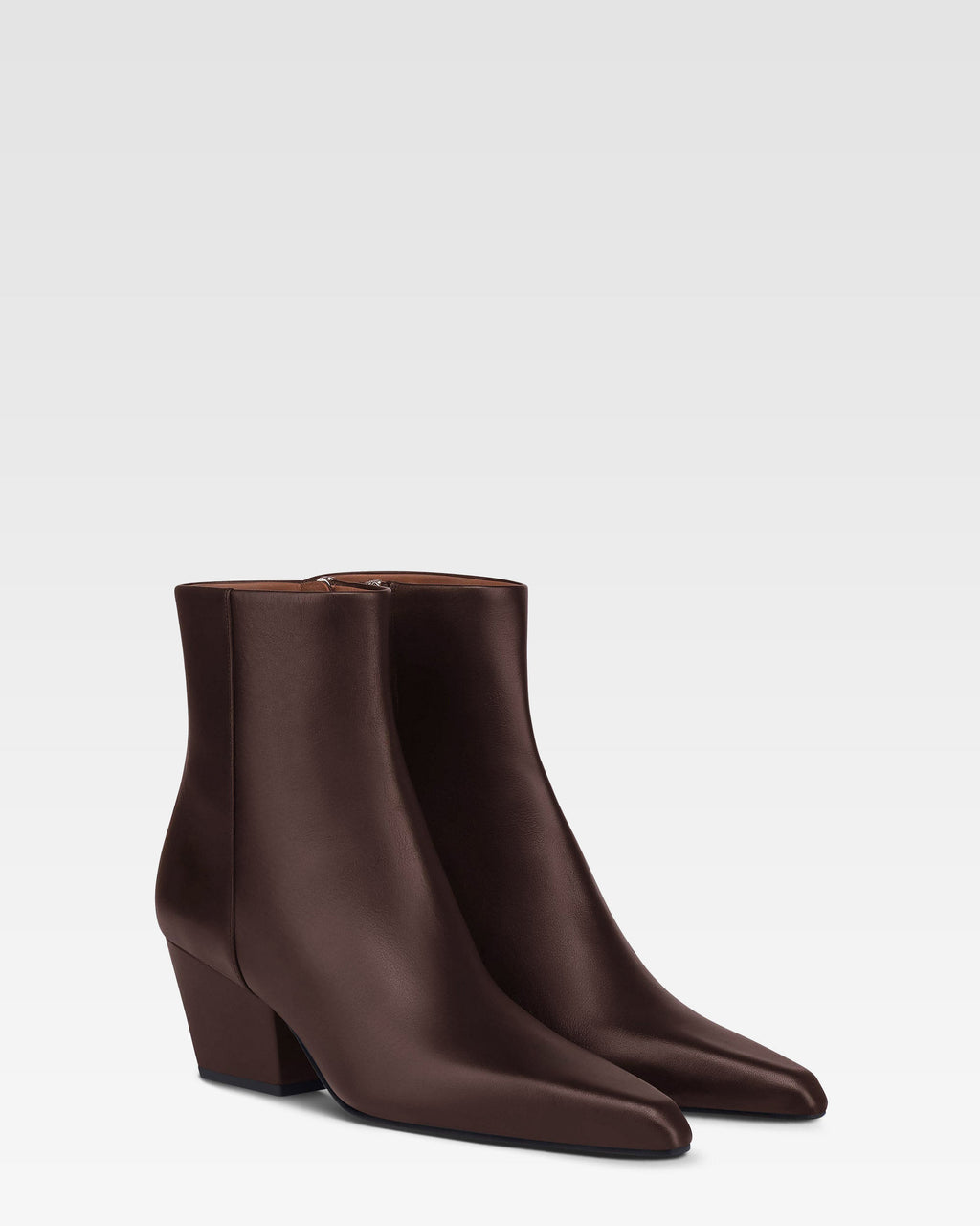 Ankle boots in mocha calf leather
