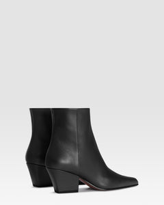 STIVALETTO IN PELLE