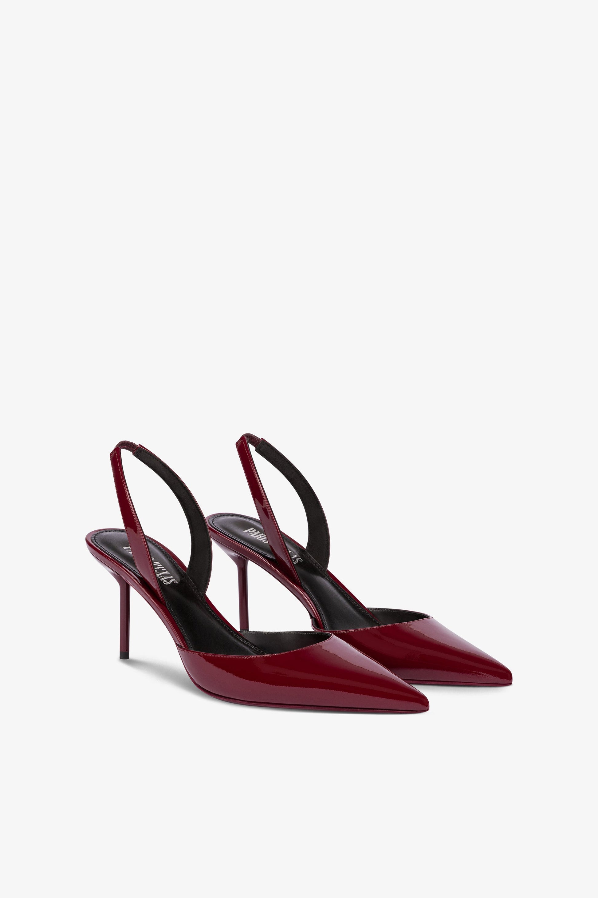 Lange, spitz zulaufende Slingbacks aus Lackleder im Farbton Rouge Noir