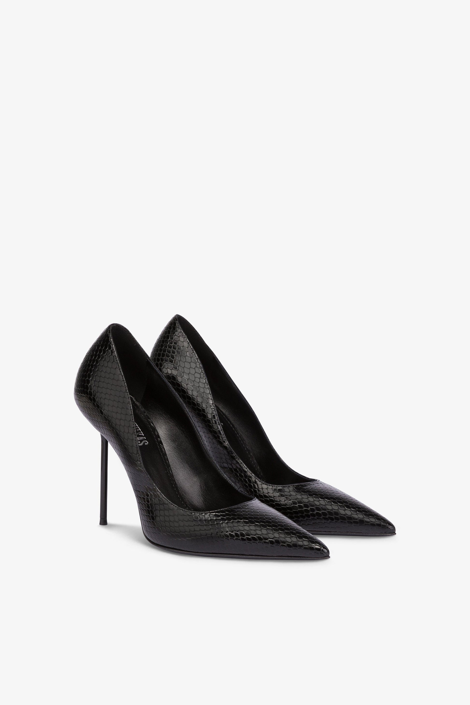 Pointed pumps in black mono python-printed soft leather