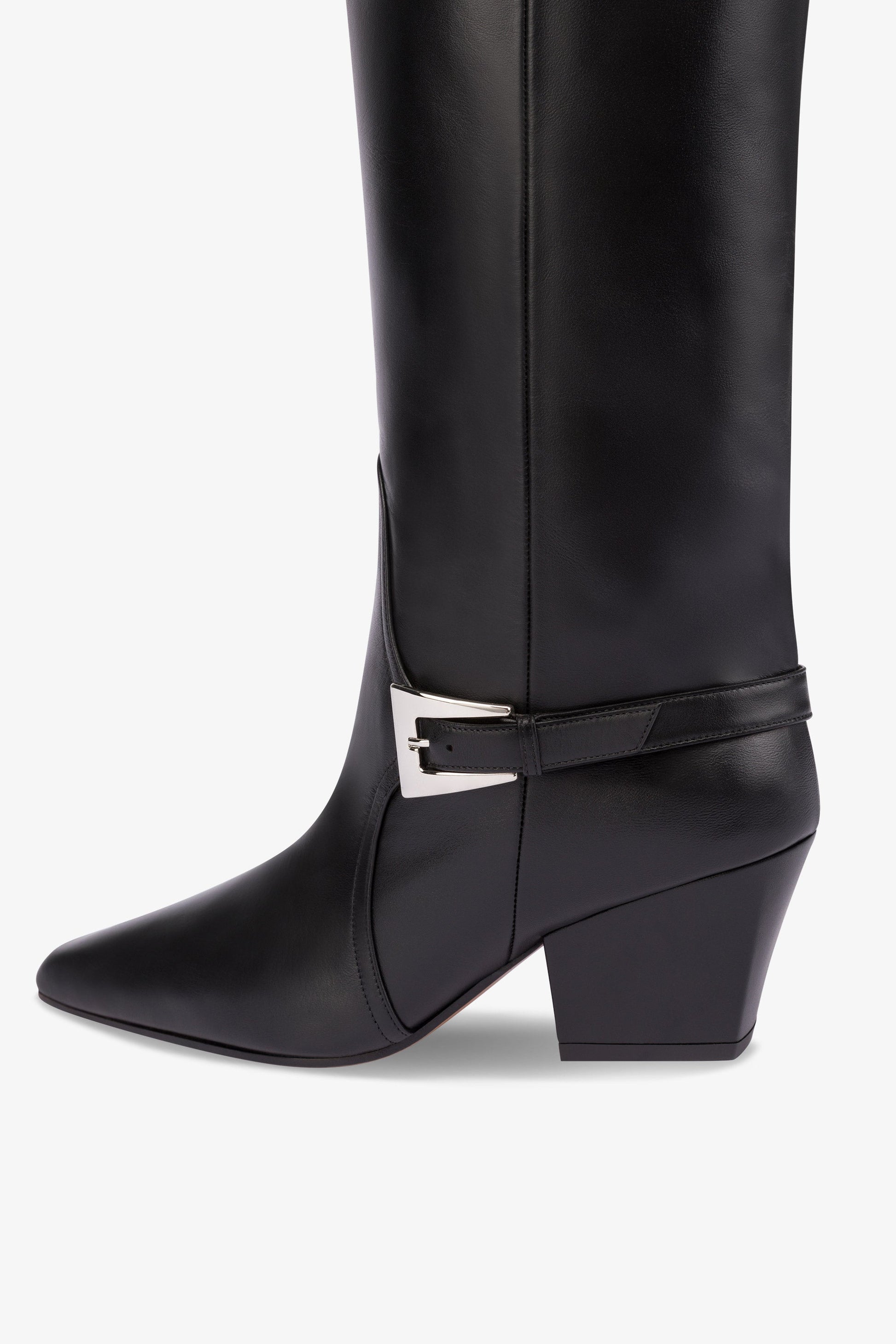 Long, pointed knee-high boots in smooth black leather