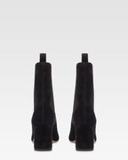Pointed ankle boots in soft off-black suede leather
