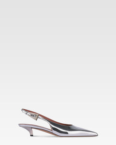 Slingbacks in silver mirror-effect leather