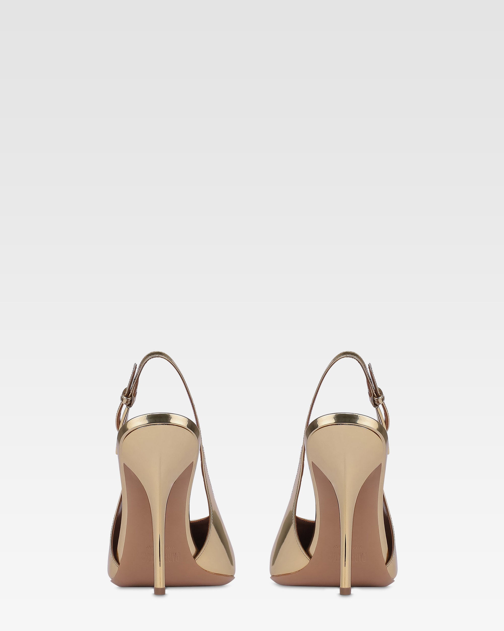 Slingbacks in gold mirror-effect leather