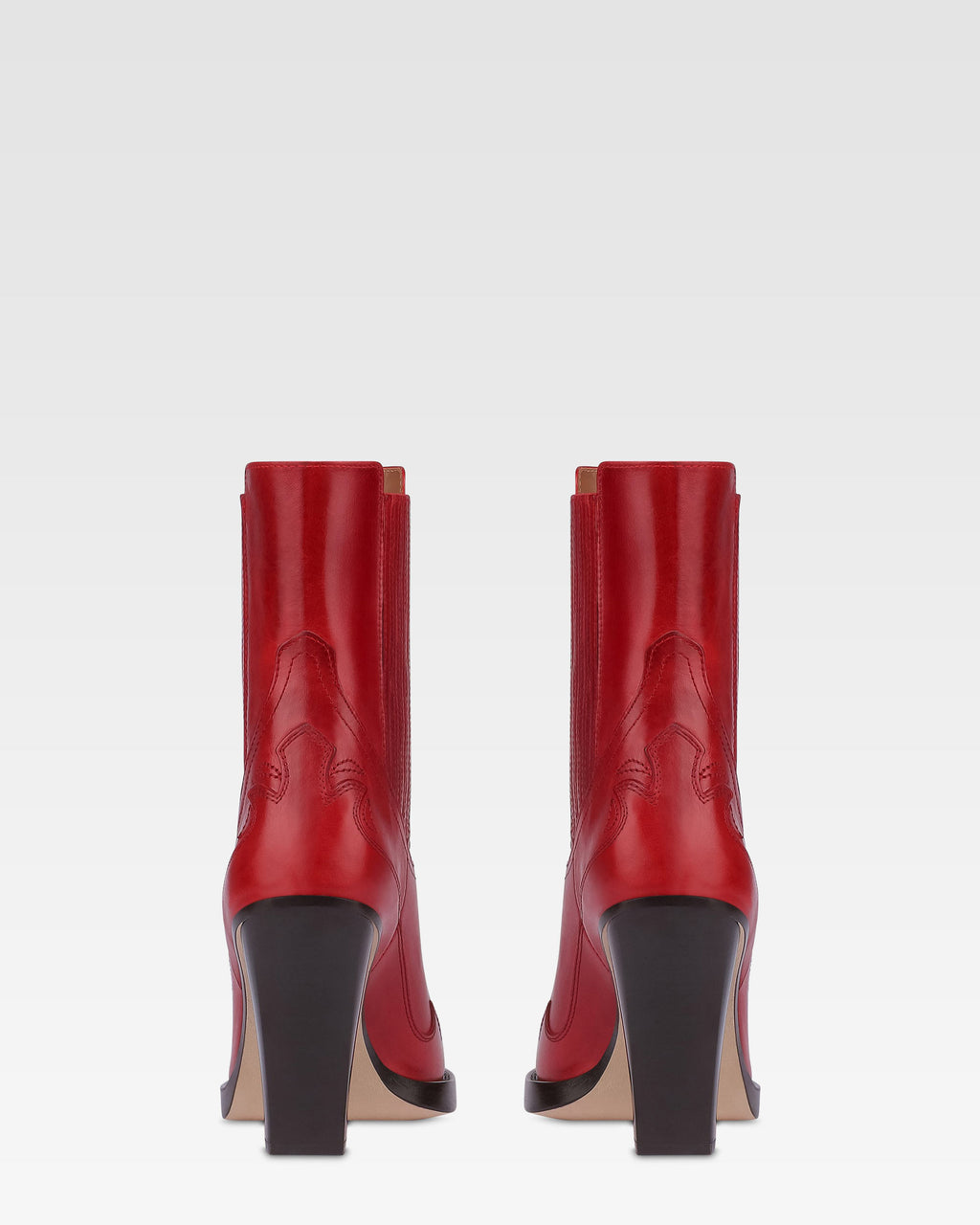 Ankle boots in ruby vintage-effect calf leather