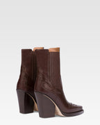 Pointed ankle boots in chocolate and mocha lizard-printed leather