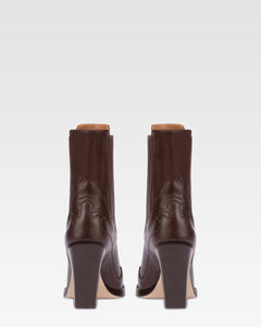 Pointed ankle boots in chocolate and mocha lizard-printed leather