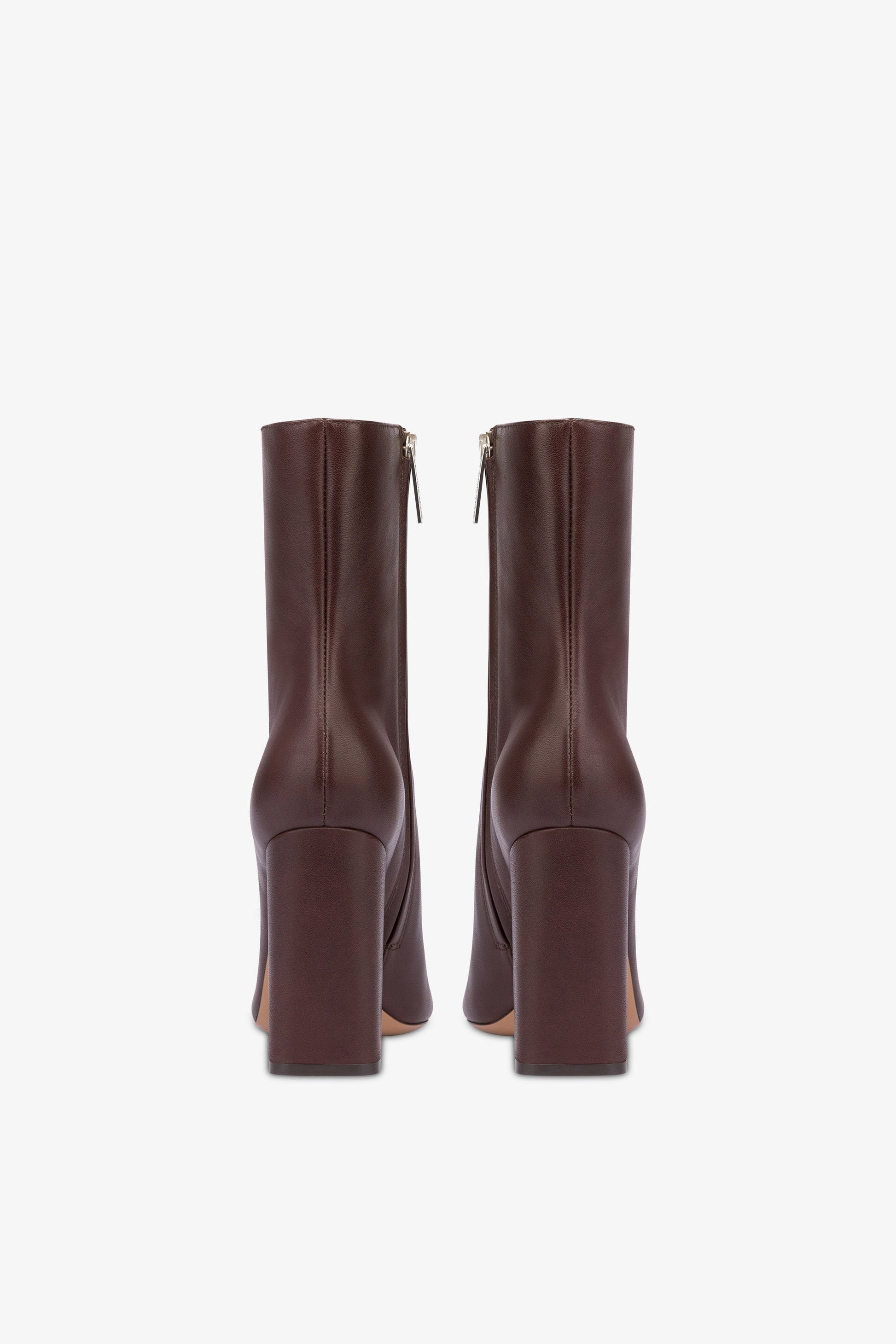 Pointed ankle boots in smooth mocha leather