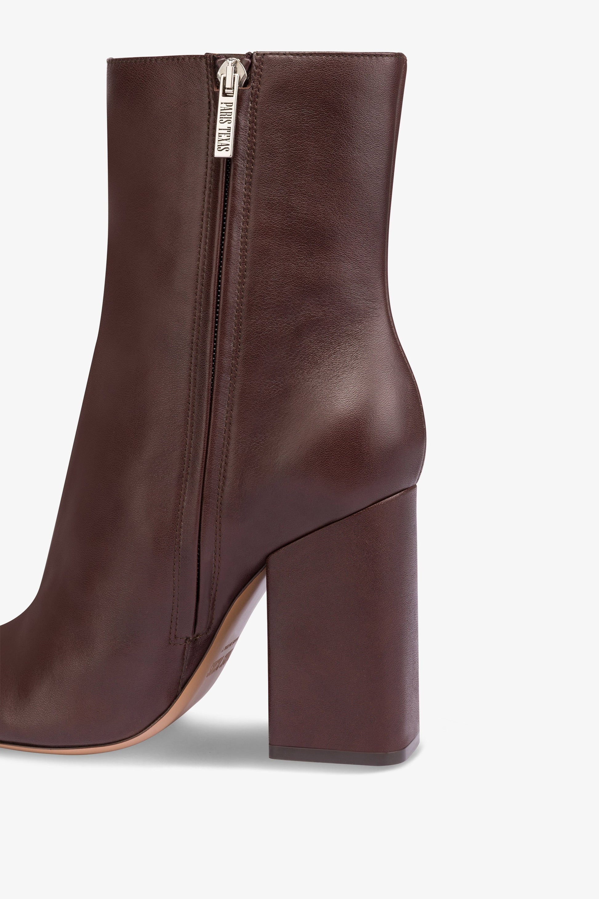 Pointed ankle boots in smooth mocha leather