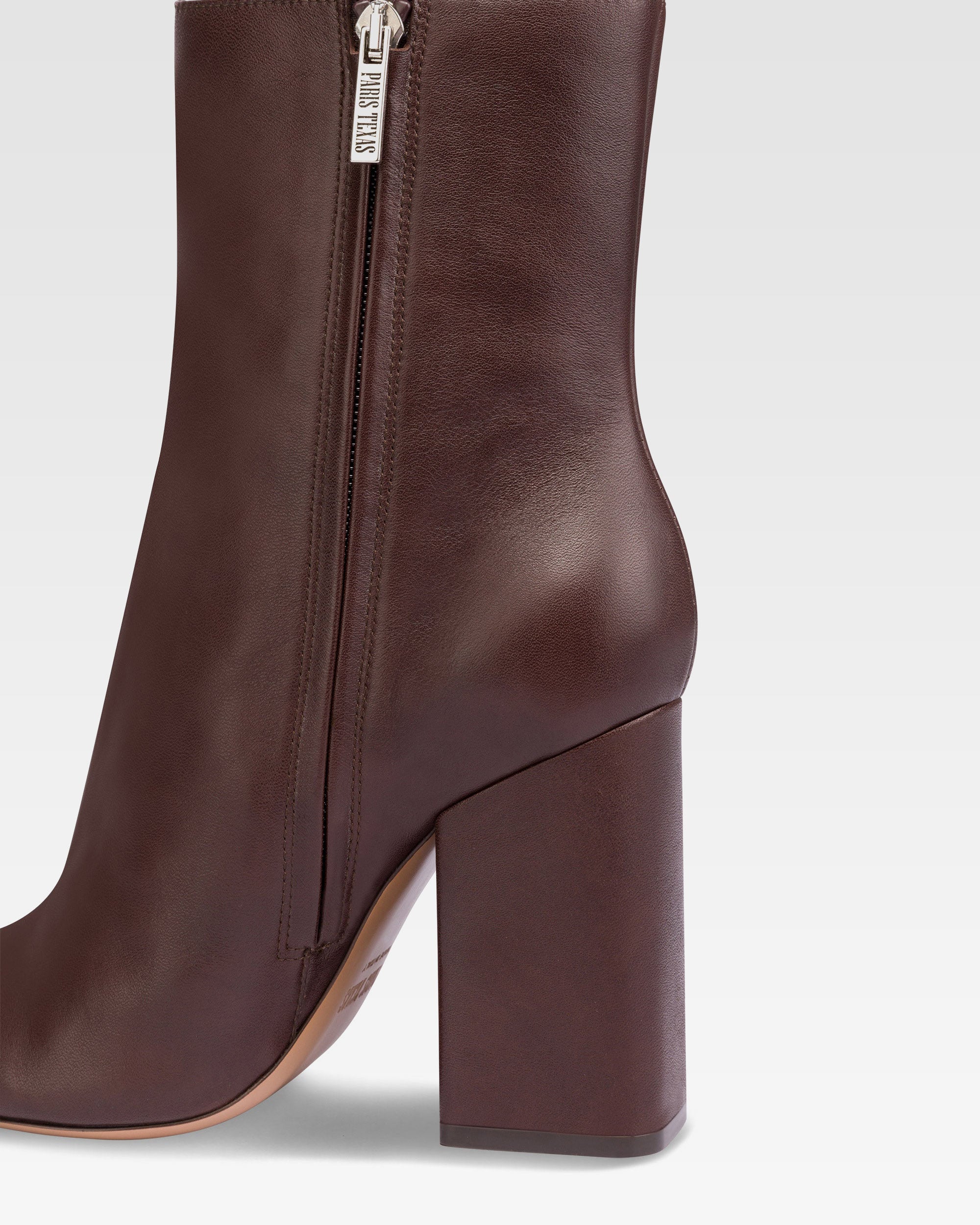 Pointed ankle boots in smooth mocha leather
