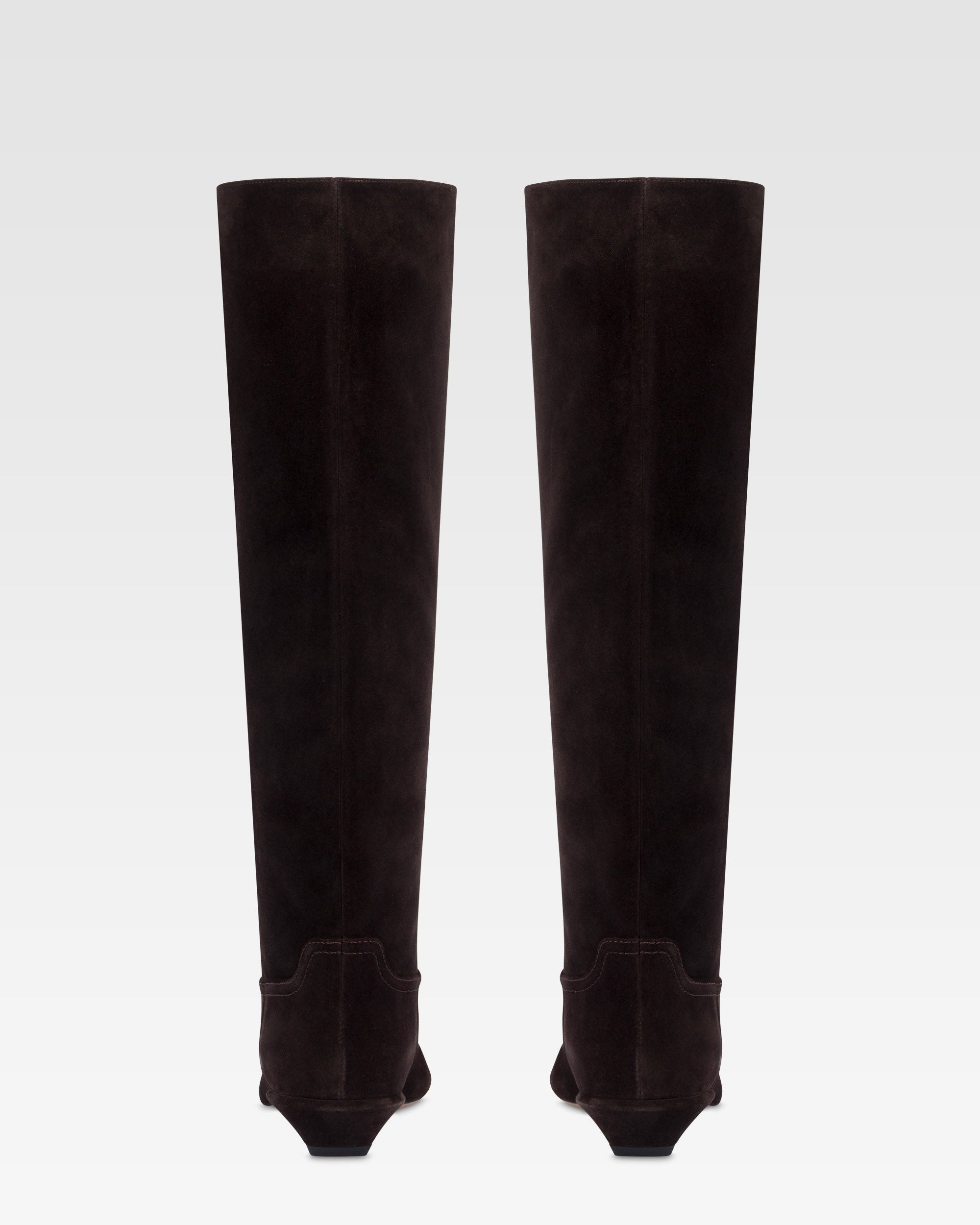 Boots in ebony calf suede leather.