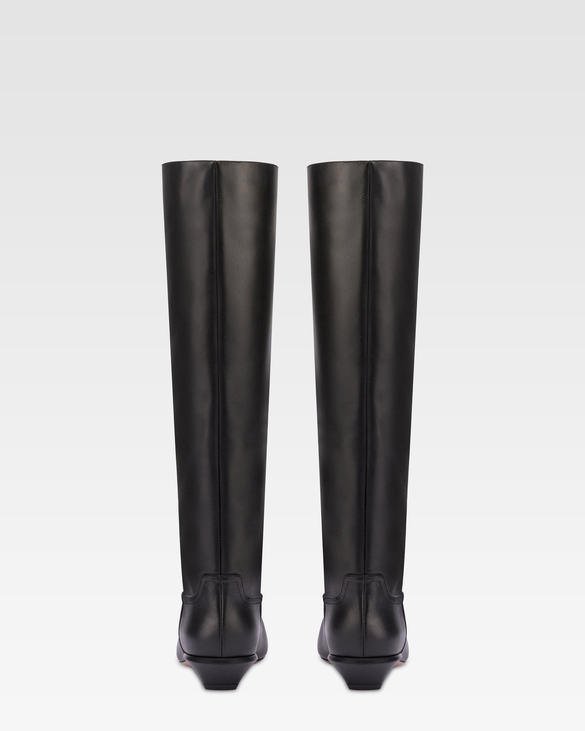 Knee-high boots in smooth black leather