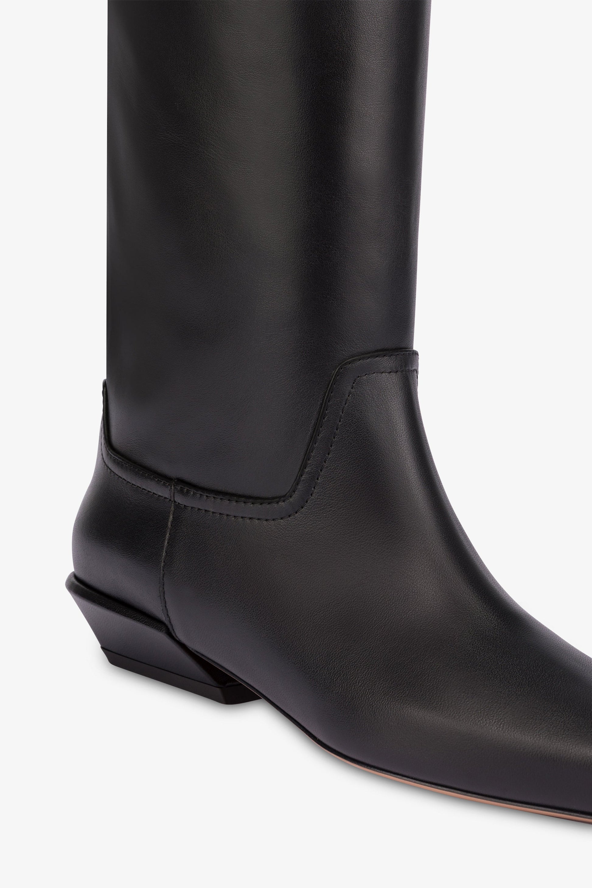 Bottes a hauteur de genou en cuir lisse noir