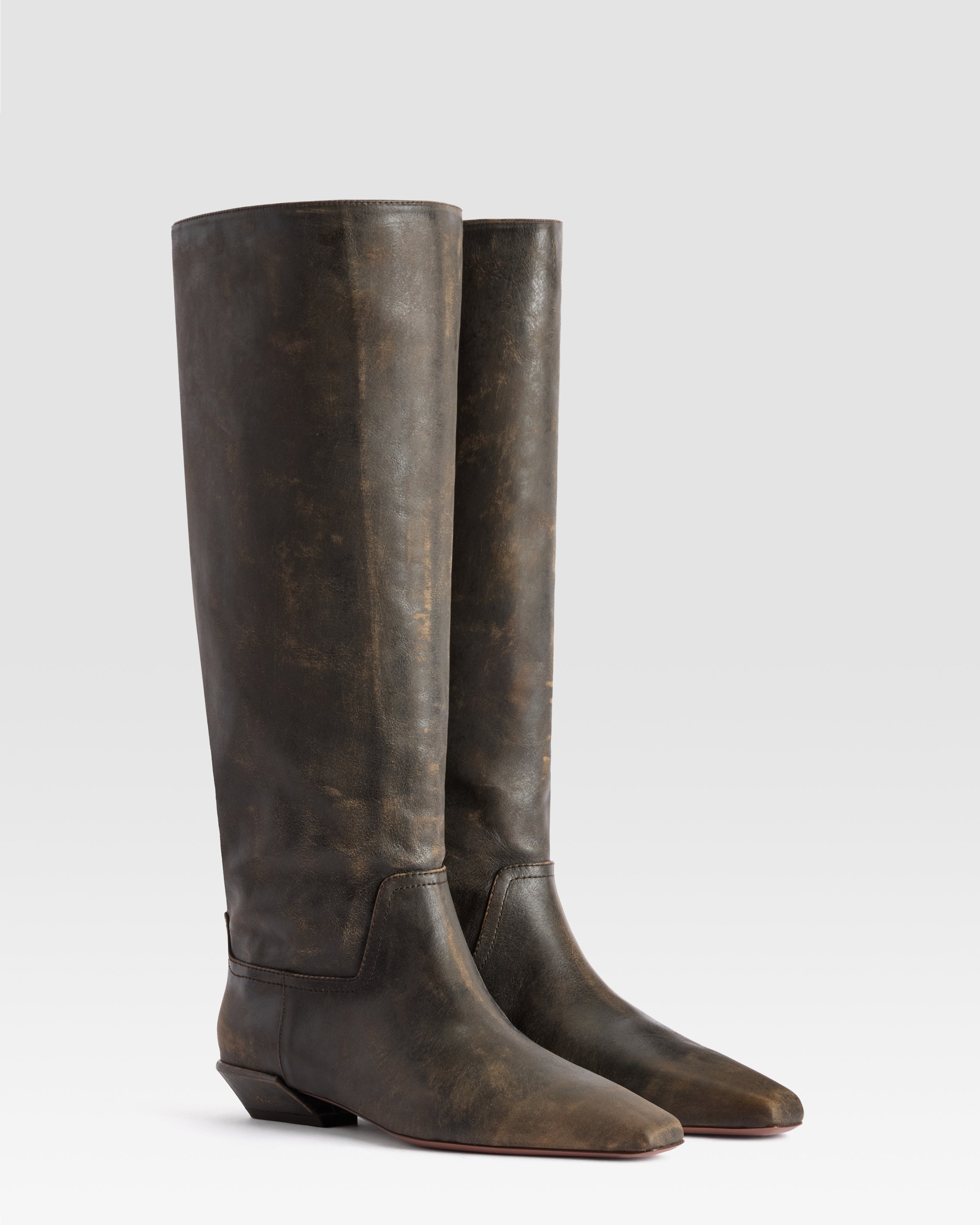 VINTAGE-EFFECT LEATHER BOOT
