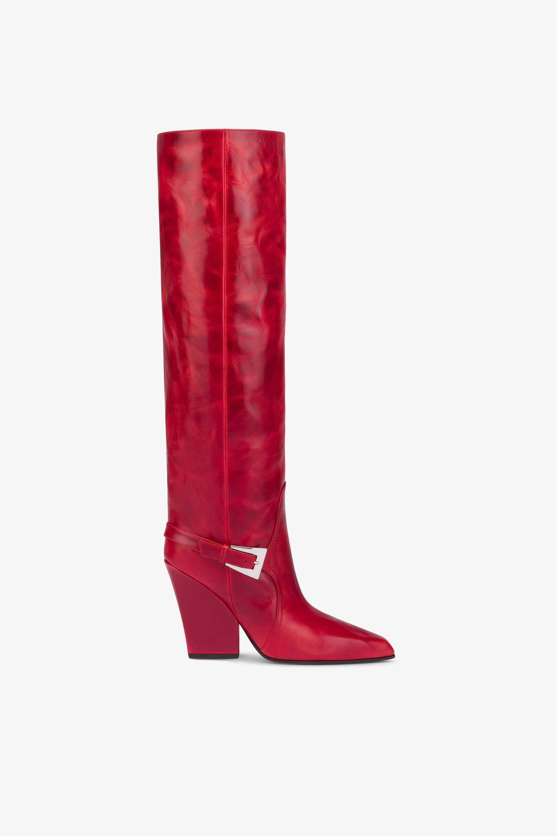 Tall, knee-high boots in shiny fiesta vintage leather