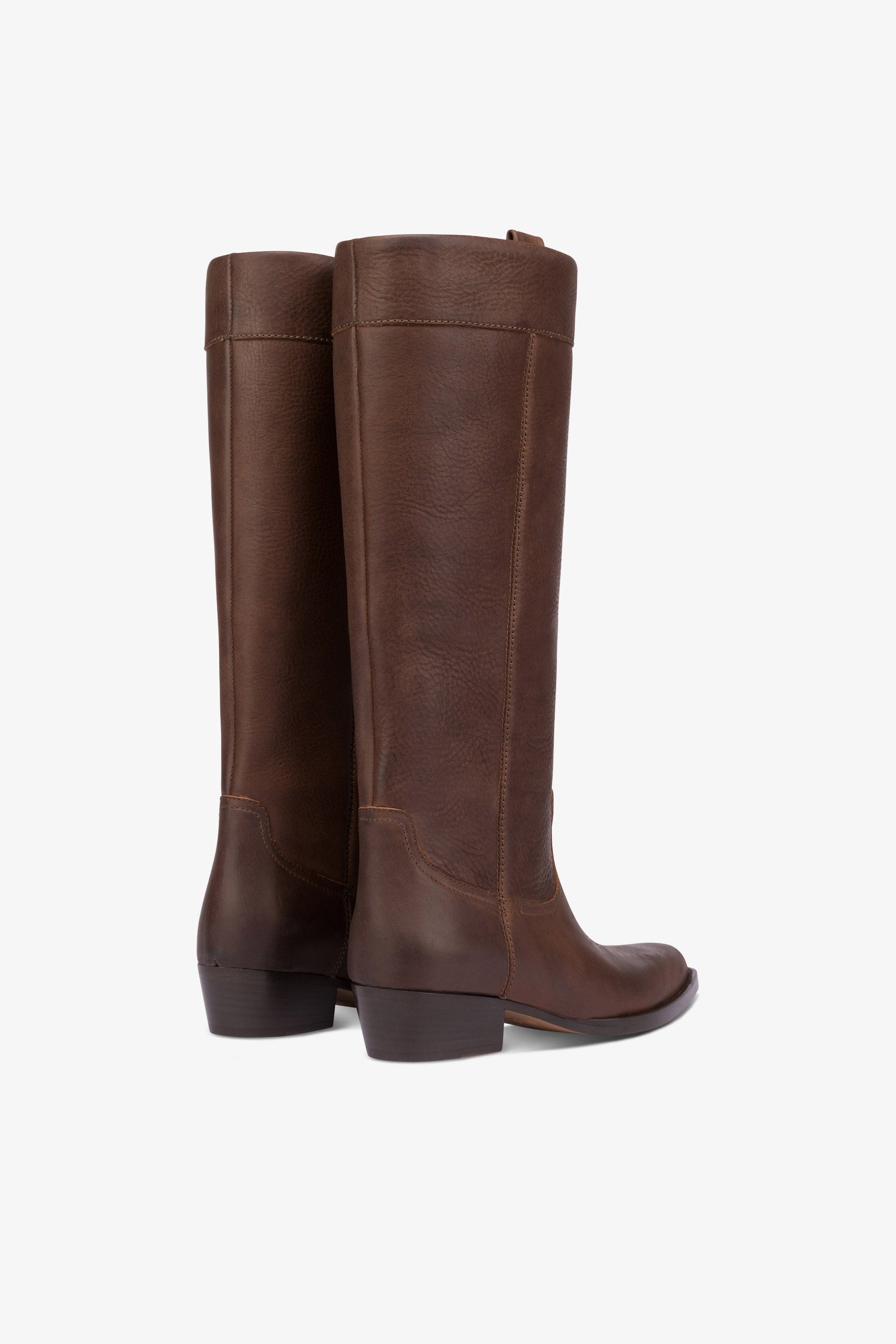 Calf-length boots in soft mulberry pebble leather