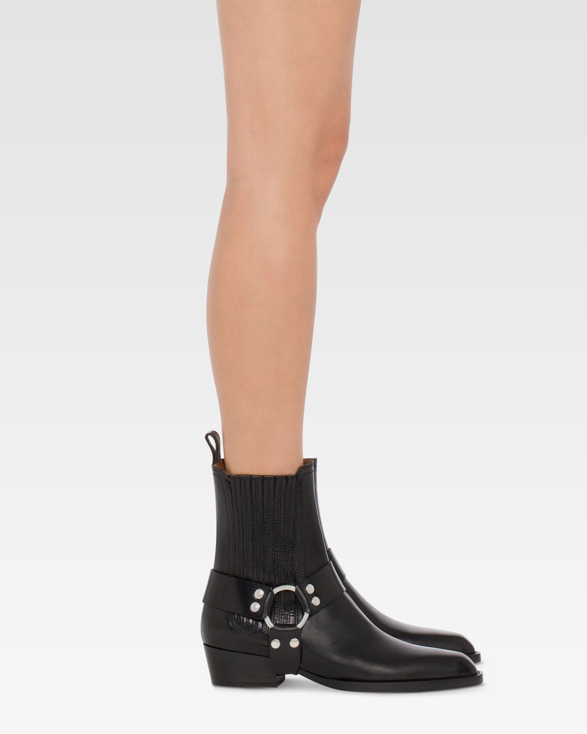 Stivaletti in pelle vintage nera lucida