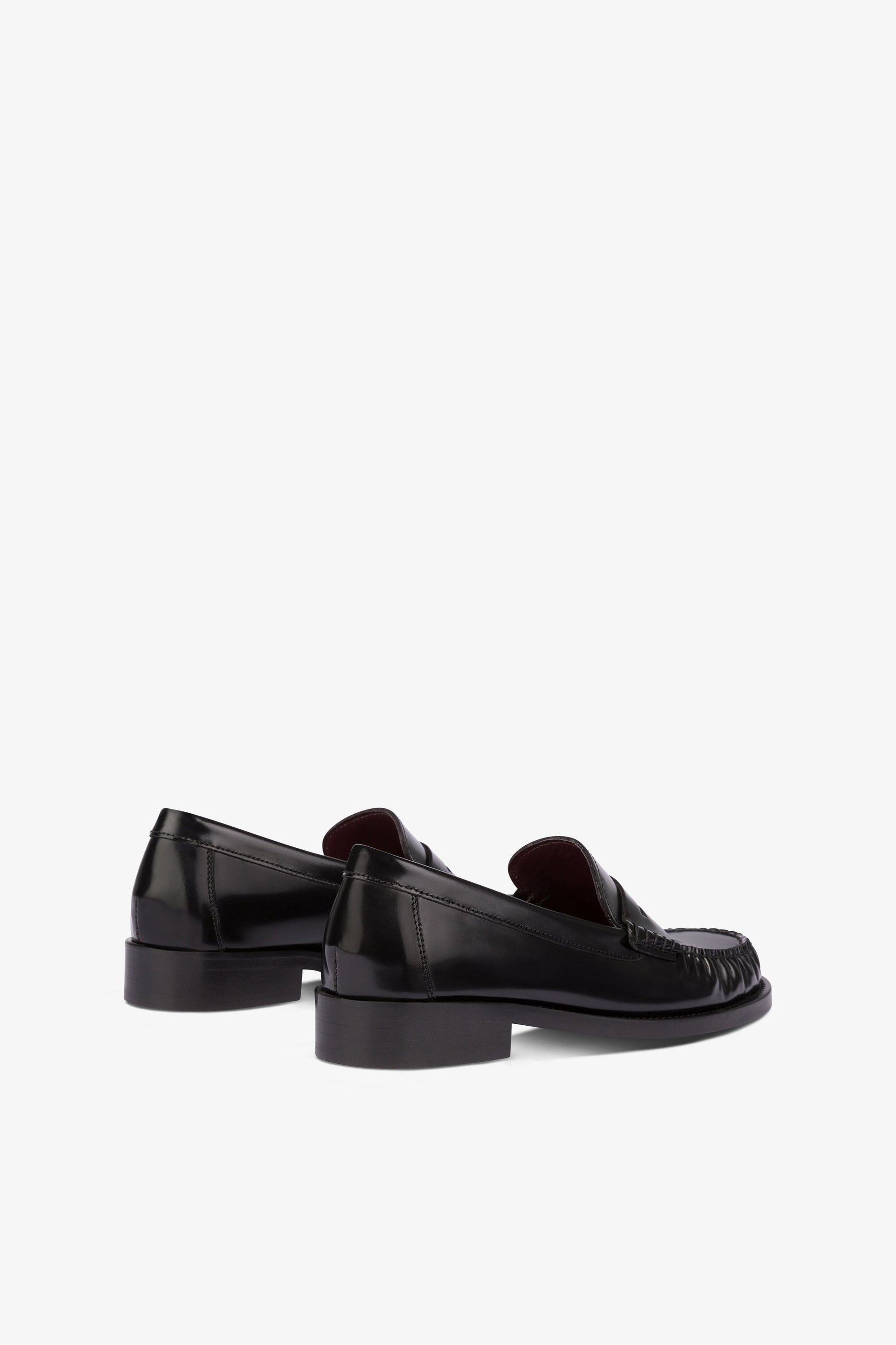 Mocassins en cuir souple brosse noir