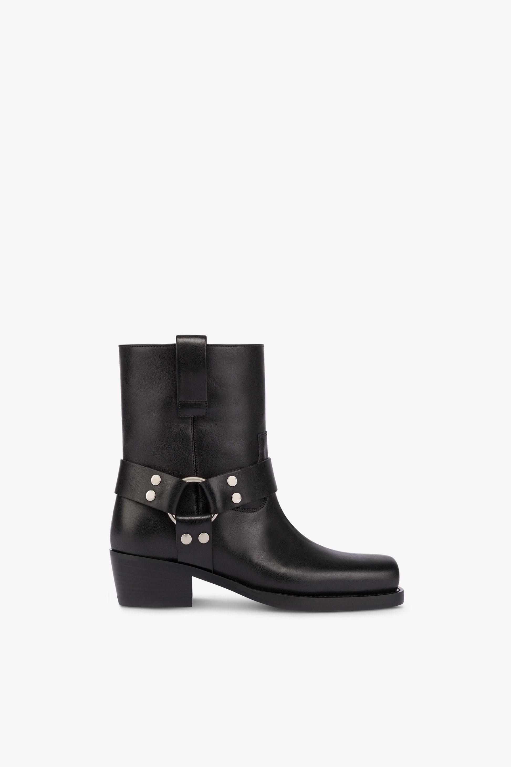 Bottines a bout carre en cuir lisse noir