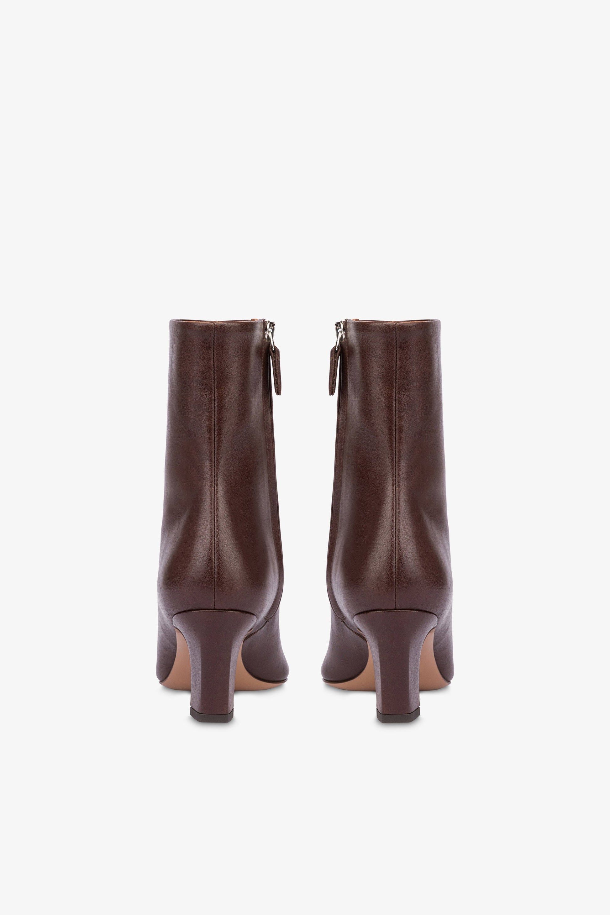 Pointed ankle boots in smooth mocha leather