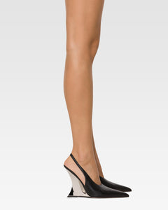 Slingbacks in black and silver leather