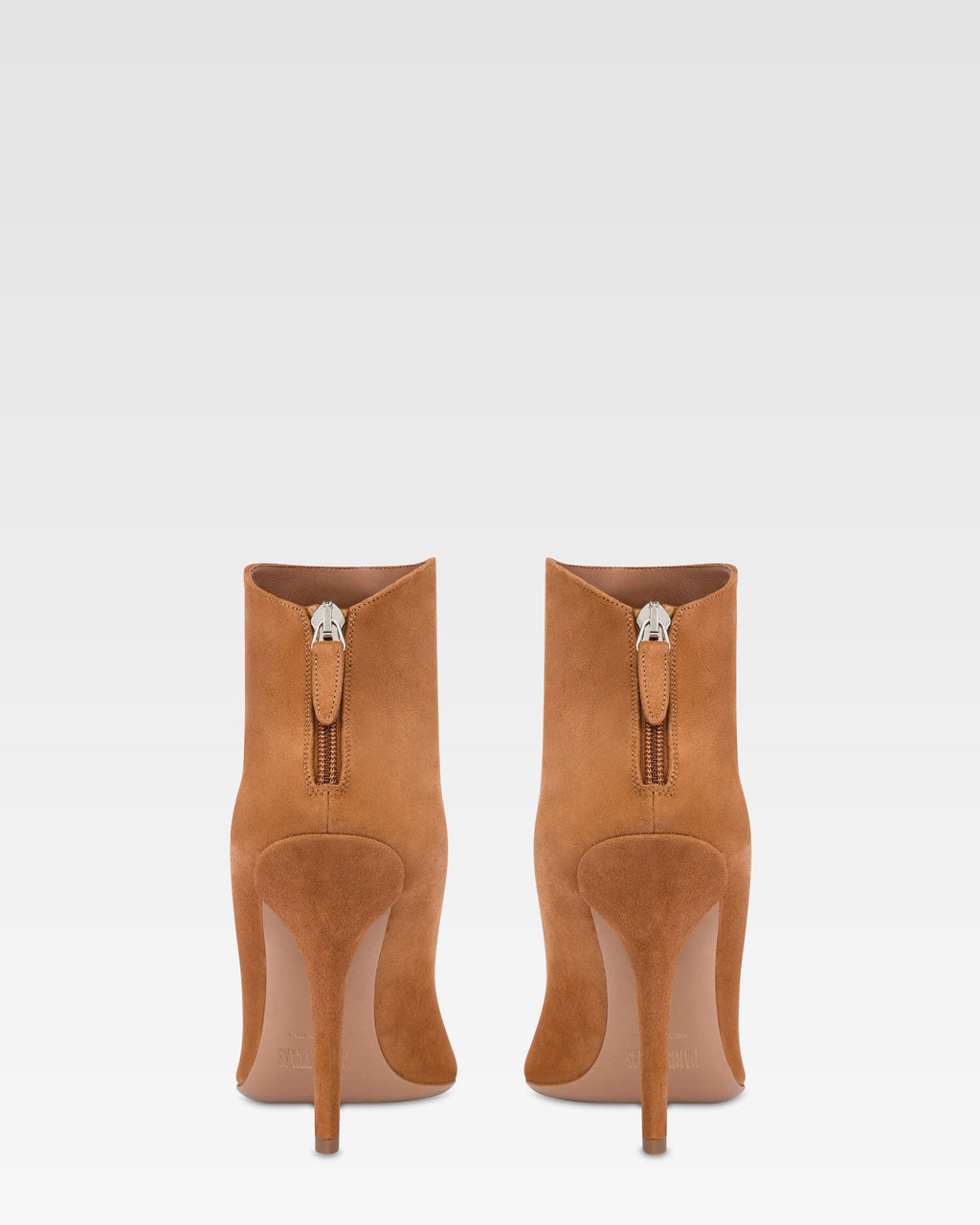 Stivaletti in pelle scamosciata cognac