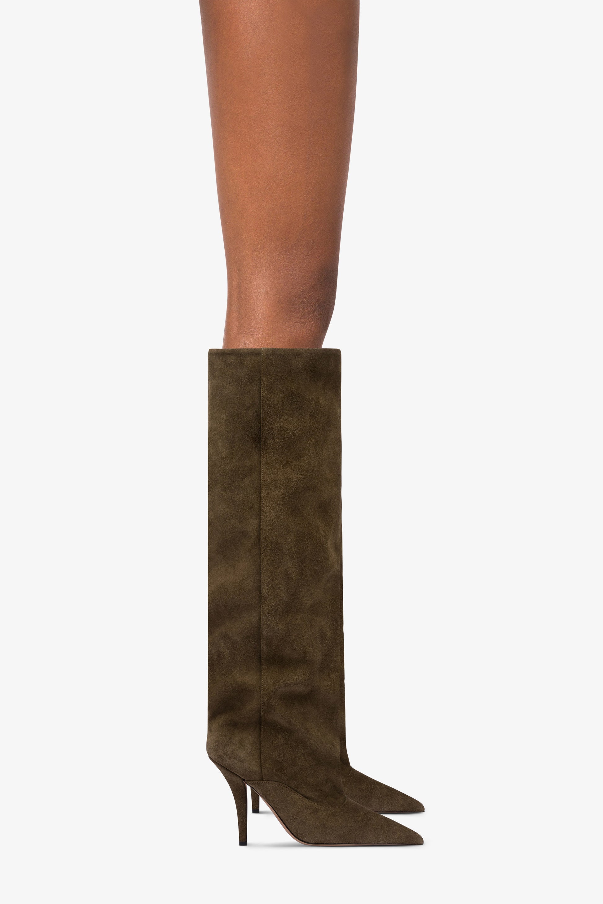 Over-the-knee boots in winter moss suede leather