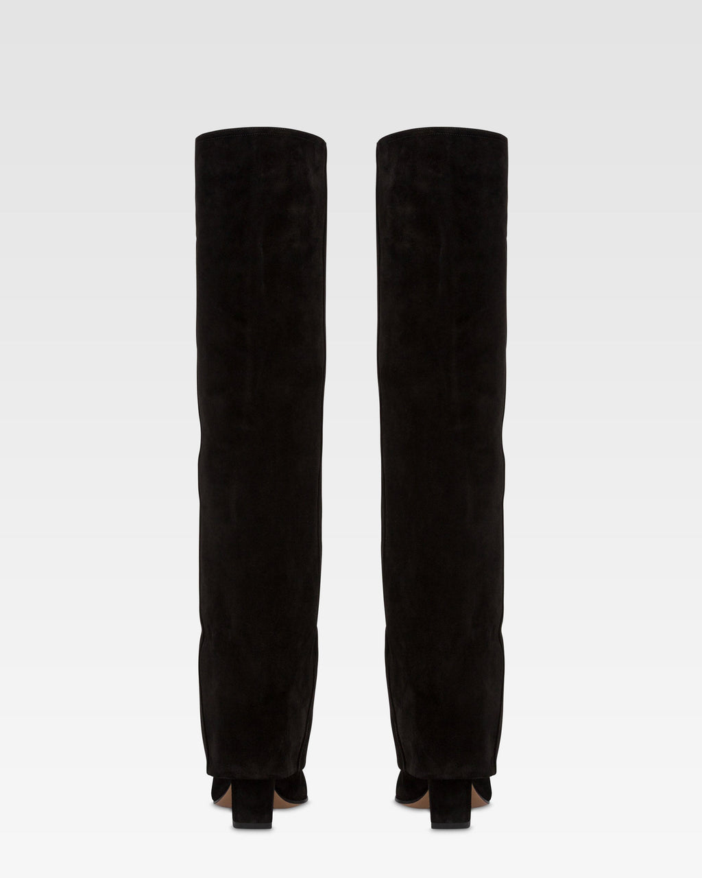 Fold-over boots in black calf suede leather.