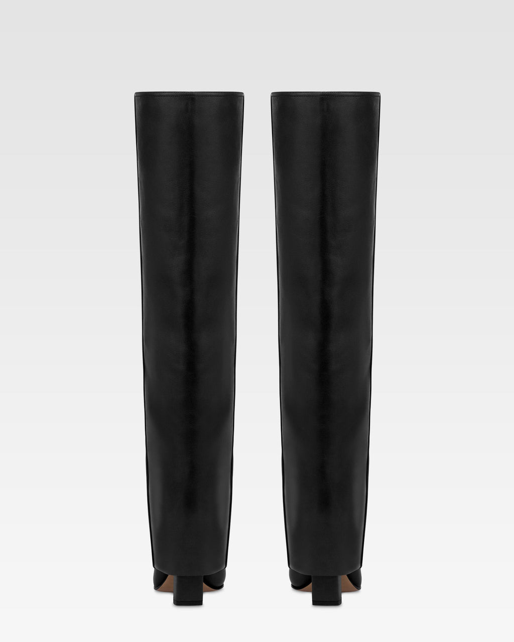 Fold-over boots in black leather