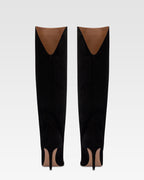 Boots in black calf suede leather.