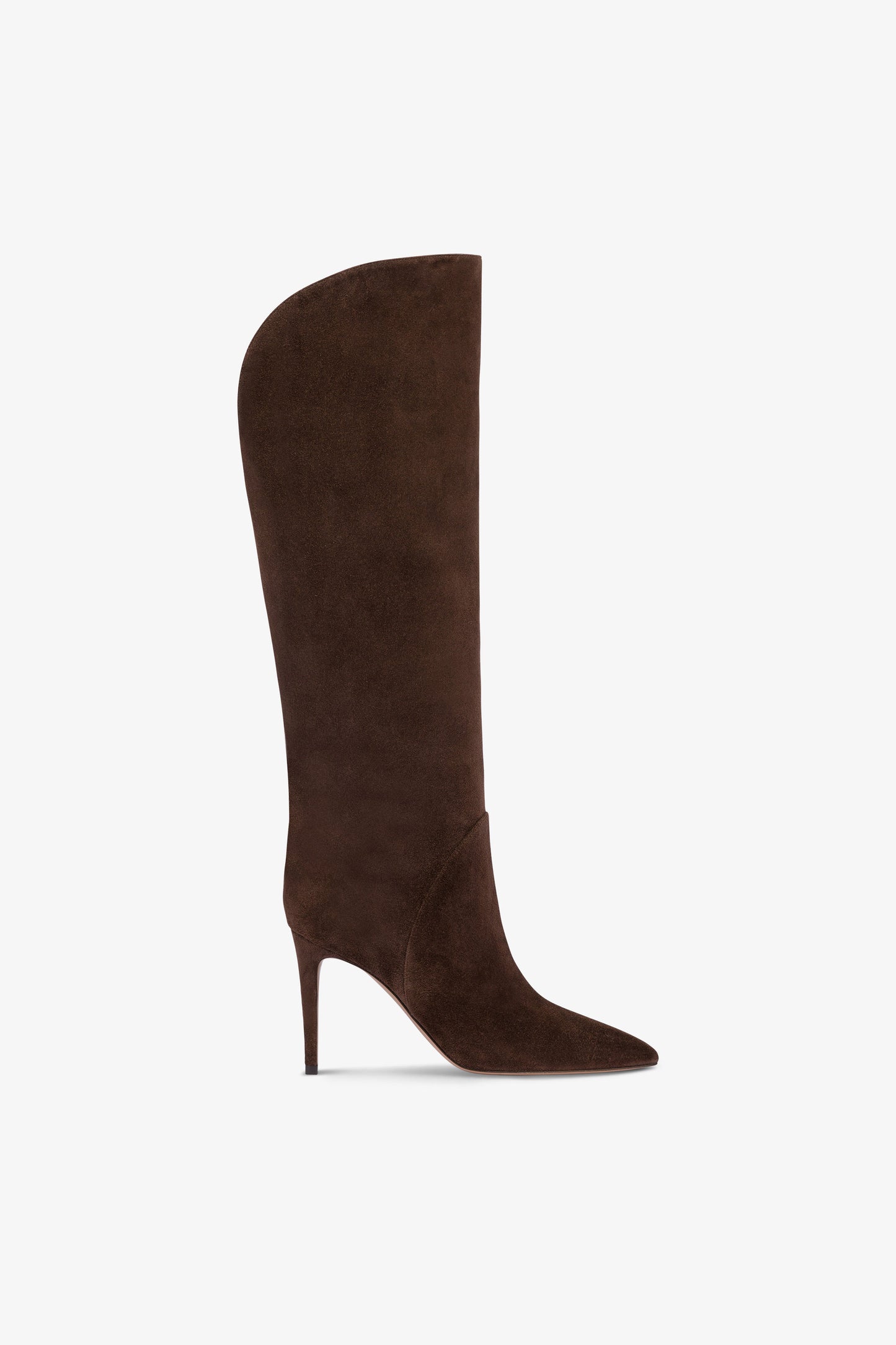 Boots in chocolate suede leather