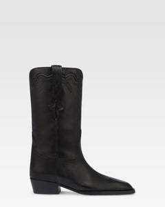 Botas de piel negra