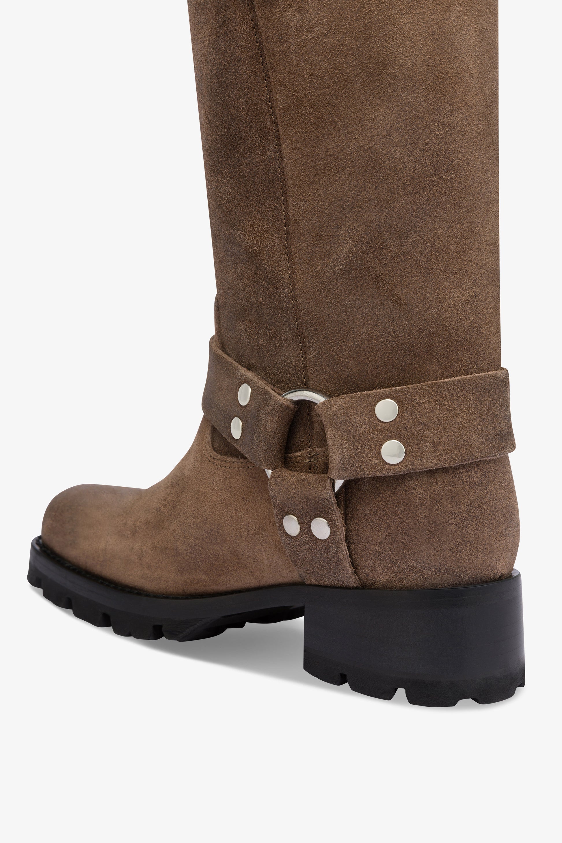 Stiefel aus braunem Wildleder