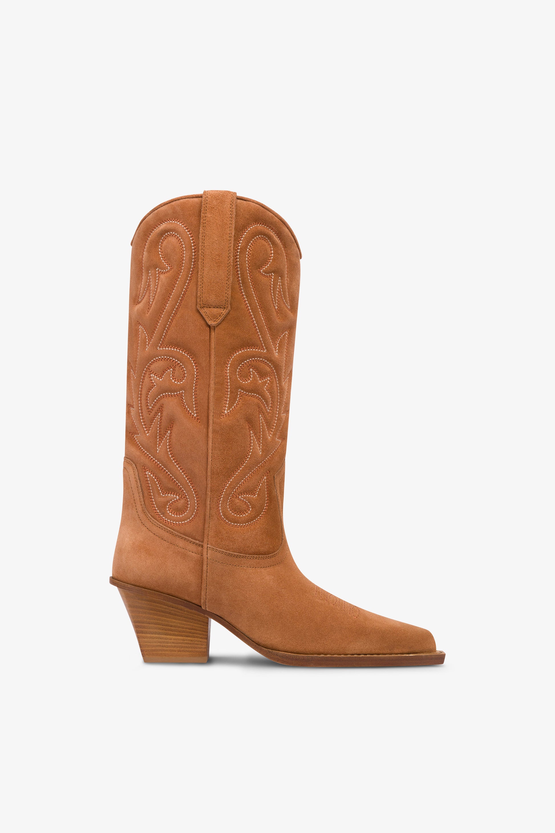 Boots in terracotta suede leather