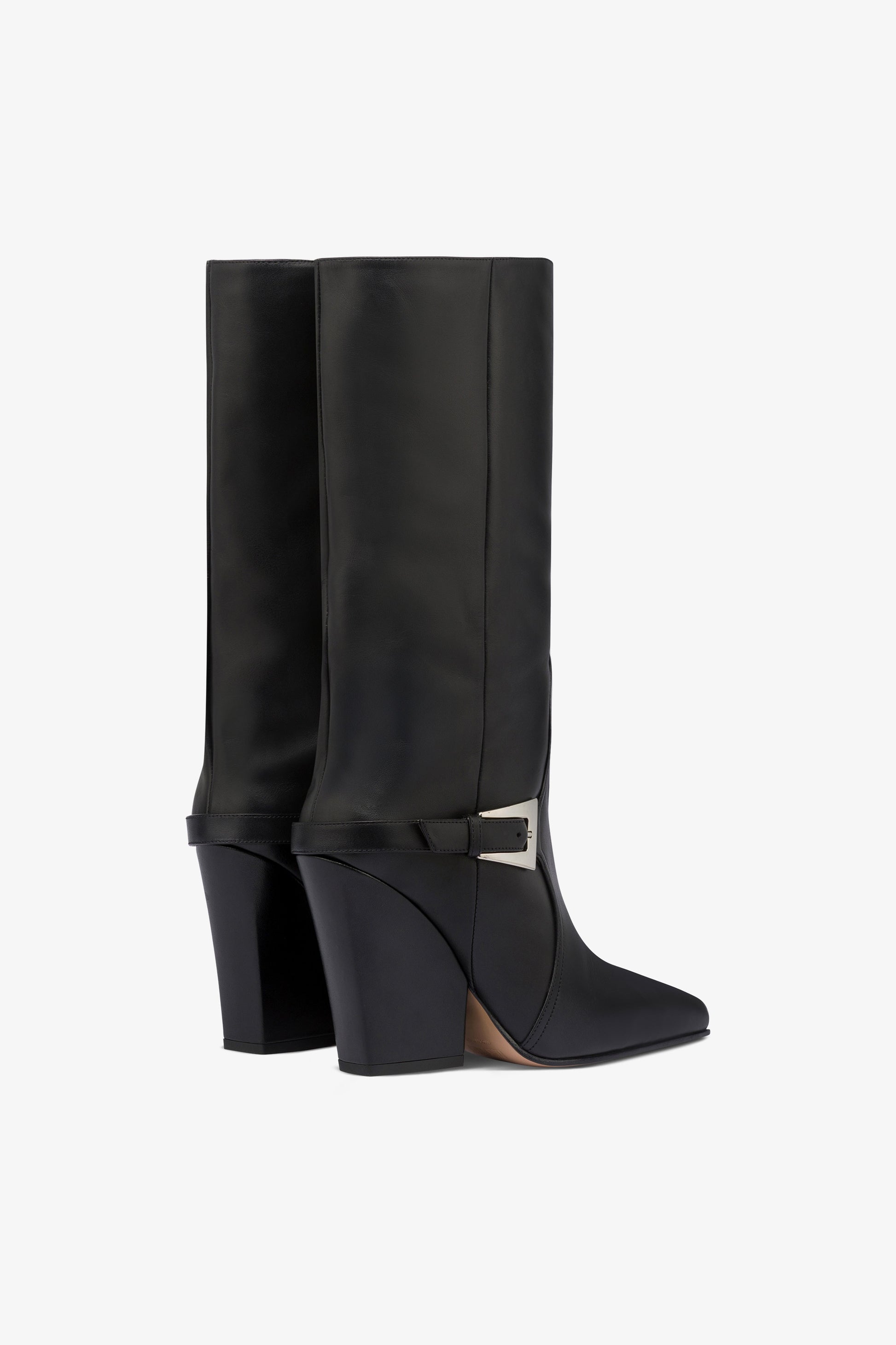 Bottes en cuir noir